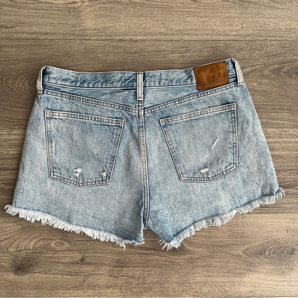 ARITZIA Denim Forum The Ex Boyfriend Shorts Size 30 High Rise Blue Festival 90s - Picture 6 of 10